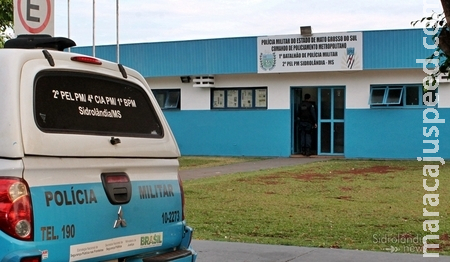 Polícia Militar prende três suspeitos por tráfico de drogas em Sidrolândia Polícia Militar prende três suspeitos por tráfico de drogas em Sidrolândia