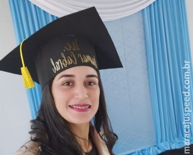 Professora desaparecida é achada morta em região de mata na fronteira Professora desaparecida é achada morta em região de mata na fronteira