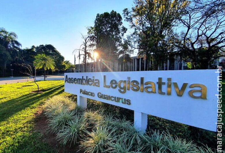 Proposta do governo inclui o direito de licença-paternidade aos servidores temporários Proposta do governo inclui o direito de licença-paternidade aos servidores temporários