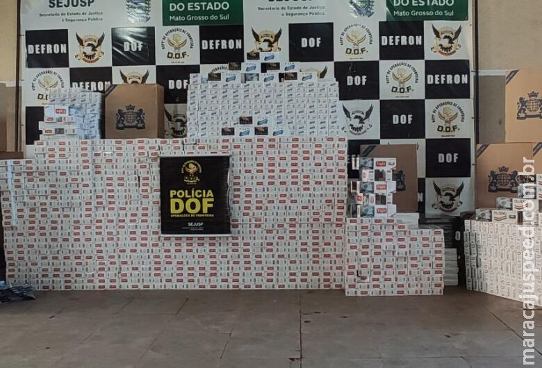 Veículos com 2,6 mil pacotes de cigarros contrabandeados são apreendidos Veículos com 2,6 mil pacotes de cigarros contrabandeados são apreendidos