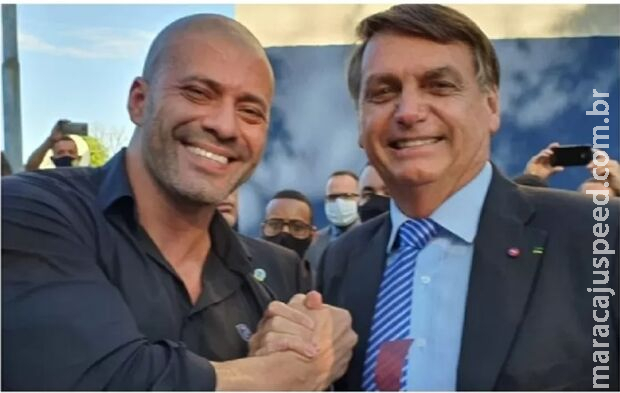 56% desaprovam perdão de Daniel Silveira por Bolsonaro, aponta Ipespe 56% desaprovam perdão de Daniel Silveira por Bolsonaro, aponta Ipespe