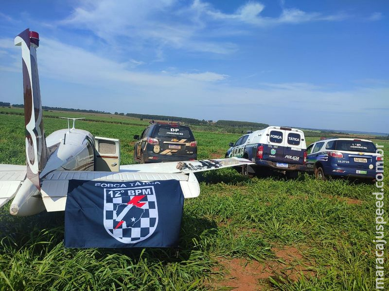 Avião carregado com drogas e armas de grosso calibre é apreendido em Itaquiraí/MS