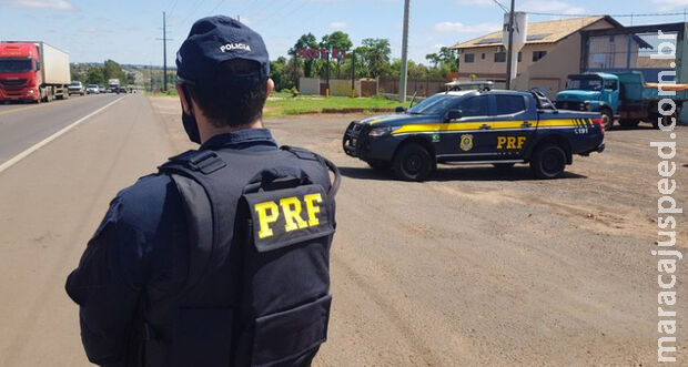 Bêbado, motorista foge da Polícia durante fiscalização na BR-163 Bêbado, motorista foge da Polícia durante fiscalização na BR-163