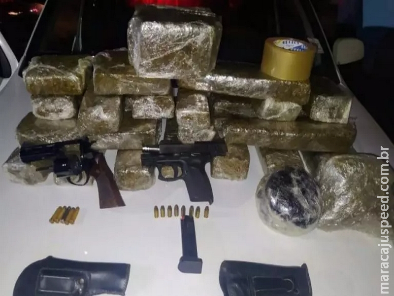 Casal é preso com armamento e munições no Jardim Centro-Oeste em Campo Grande Casal é preso com armamento e munições no Jardim Centro-Oeste em Campo Grande