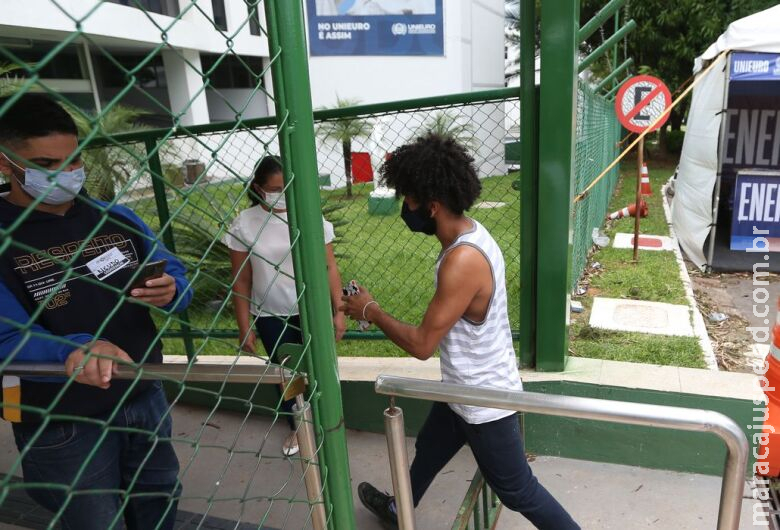 Enem 2022 tem 1 milhão de inscritos no primeiro dia Enem 2022 tem 1 milhão de inscritos no primeiro dia