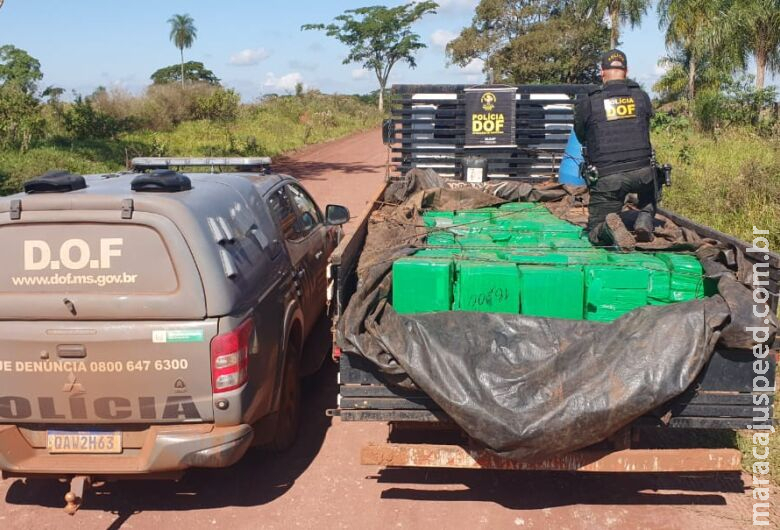 Foragido da Justiça é flagrado com quase duas toneladas de maconha Foragido da Justiça é flagrado com quase duas toneladas de maconha