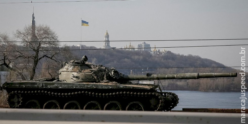 Forças russas estão perto de cercar tropas ucranianas no leste 