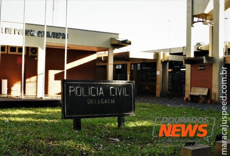 Homem é preso acusado de efetuar disparos em frente à casa da ex Homem é preso acusado de efetuar disparos em frente à casa da ex