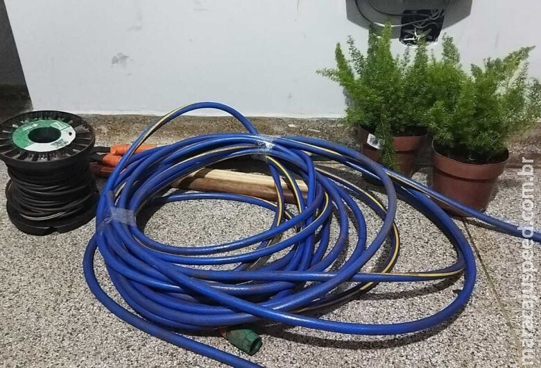Homem é preso com objetos furtados após fazer limpa em chácara Homem é preso com objetos furtados após fazer limpa em chácara