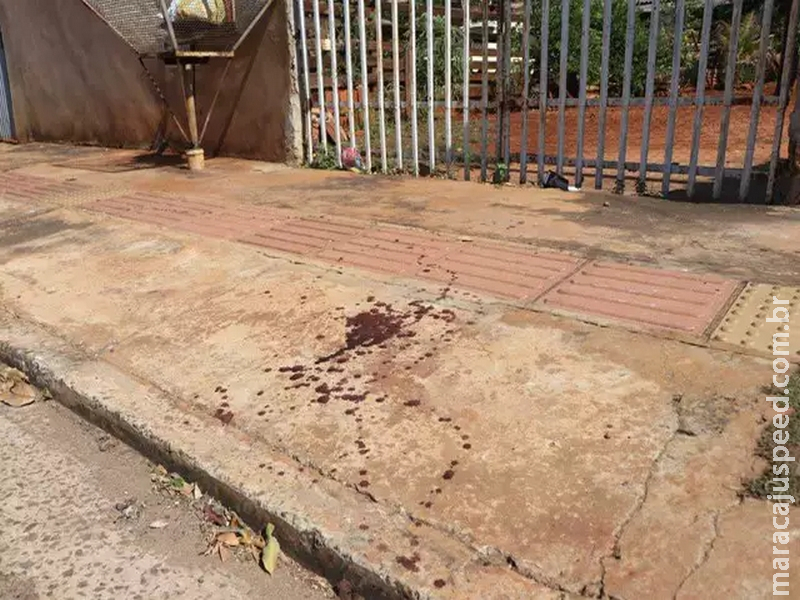 Homem que matou vizinho esfaqueado é preso e alega legítima defesa Homem que matou vizinho esfaqueado é preso e alega legítima defesa