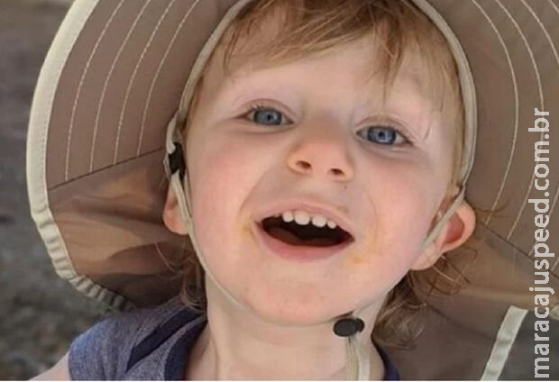 Mãe alega "perseguição de demônios" e mata filho de 2 anos afogado