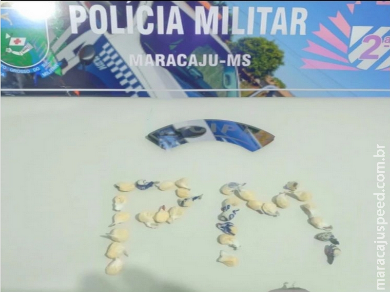 Maracaju: Polícia Militar apreende adolescente de 17 anos de idade, em flagrante por crime de tráfico de drogas na Vila Juquita Maracaju: Polícia Militar apreende adolescente de 17 anos de idade, em flagrante por crime de tráfico de drogas na Vila Juquita