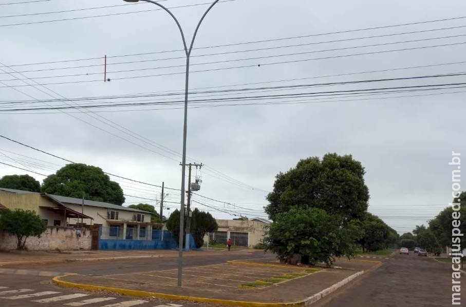 MS pode ter tempestade com granizo e ventos de 100 km/h nesta segunda MS pode ter tempestade com granizo e ventos de 100 km/h nesta segunda