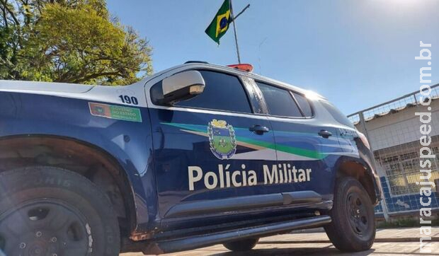 Mulher é presa após agredir namorado e policial em Três Lagoas Mulher é presa após agredir namorado e policial em Três Lagoas