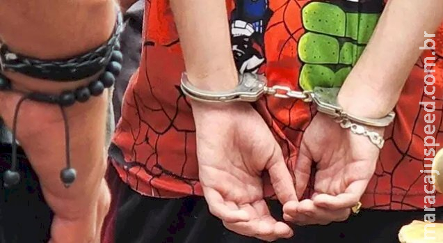 Na volta de Corumbá, MC que tocou em festival é preso com drogas Na volta de Corumbá, MC que tocou em festival é preso com drogas