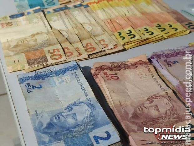 Pensando que ganharia R$ 89 milhões, idosa cai em golpe e perde R$ 507 mil em Campo Grande Pensando que ganharia R$ 89 milhões, idosa cai em golpe e perde R$ 507 mil em Campo Grande