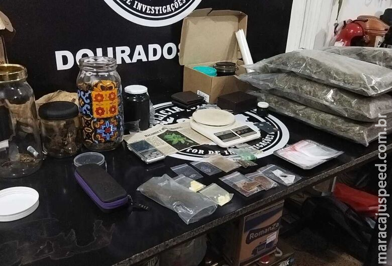 Polícia fecha ponto de distribuição de drogas comandado por universitários Polícia fecha ponto de distribuição de drogas comandado por universitários