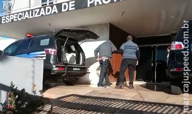 Polícia ouve filhos de designer preso em operação contra abuso infantil Polícia ouve filhos de designer preso em operação contra abuso infantil