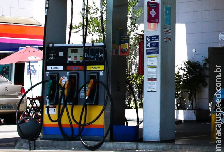 Postos terão duas formas de mostrar preços de combustíveis Postos terão duas formas de mostrar preços de combustíveis