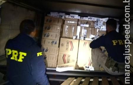 PRF apreende 75 mil maços de cigarros contrabandeados em Eldorado (MS)