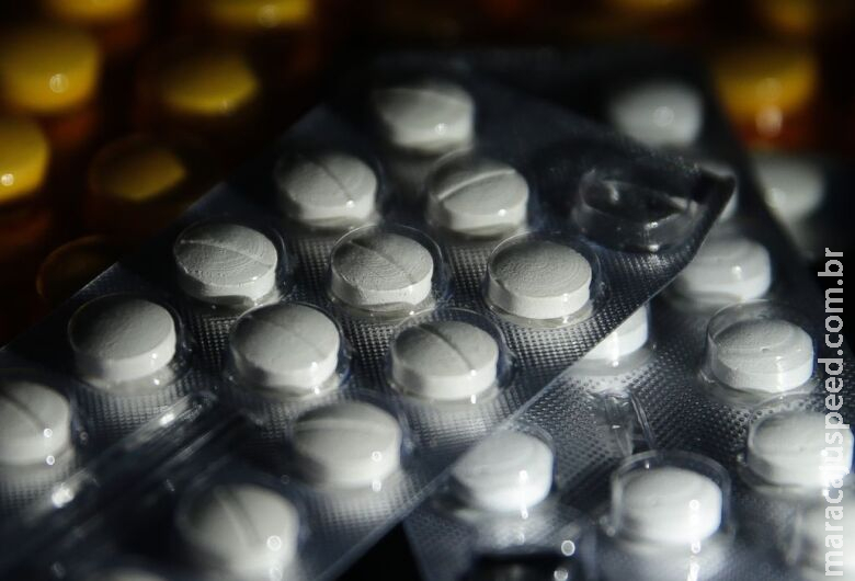 Senado avança na proposta que abate no IR compra de medicamentos Senado avança na proposta que abate no IR compra de medicamentos