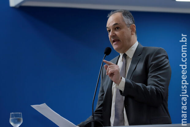 Vereador do Rede desiste de disputar governo e tenta vaga na Assembleia Legislativa Vereador do Rede desiste de disputar governo e tenta vaga na Assembleia Legislativa
