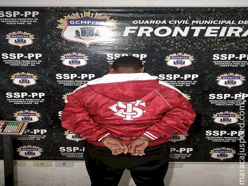 Adolescente é apreendido com 26 quilos de maconha na fronteira Adolescente é apreendido com 26 quilos de maconha na fronteira