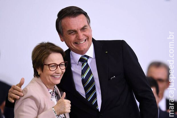 Após descartá-la como vice, Bolsonaro vem a MS dar 
