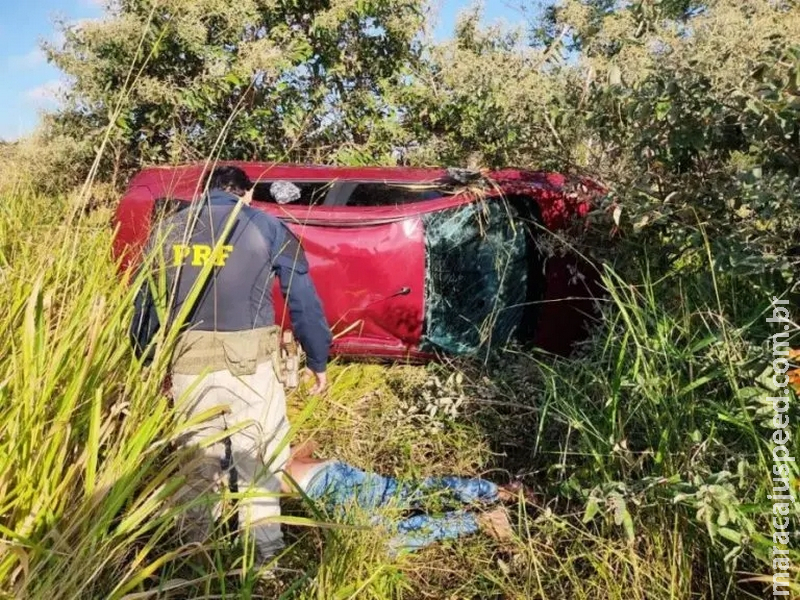 Após tentar atropelar policiais em perseguição por 30 km, condutor com carro roubado é preso pela PRF Após tentar atropelar policiais em perseguição por 30 km, condutor com carro roubado é preso pela PRF
