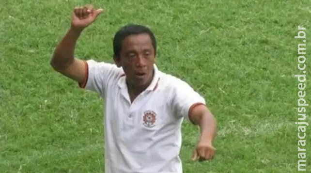 Árbitro morre após ser agredido por jogadores em El Salvador Árbitro morre após ser agredido por jogadores em El Salvador