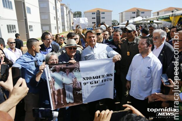 Bolsonaro dá recado a políticos jovens: Bolsonaro dá recado a políticos jovens: