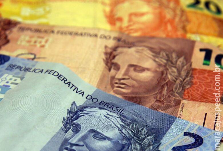 Caixa paga hoje Auxílio Brasil a beneficiários com NIS final 4 Caixa paga hoje Auxílio Brasil a beneficiários com NIS final 4
