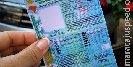Carteira Nacional de Habilitação tem novo modelo a partir de hoje Carteira Nacional de Habilitação tem novo modelo a partir de hoje