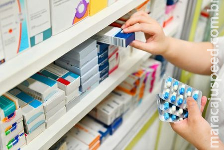 Falta de medicamentos afeta setor público e privado Falta de medicamentos afeta setor público e privado