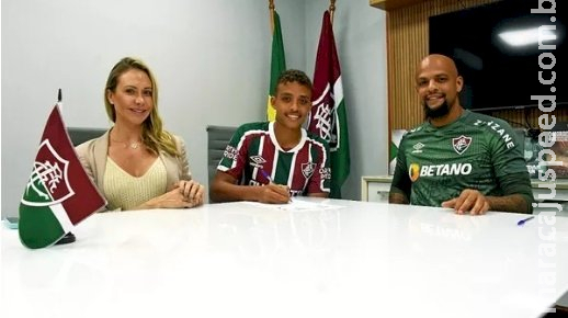 Fluminense anuncia contrato de formação com Davi Melo, filho de Felipe Melo
