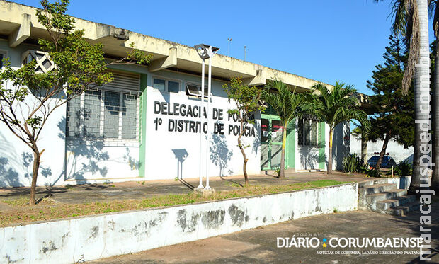 Homem é preso após invadir escola com facão e simulacro de arma de fogo em MS