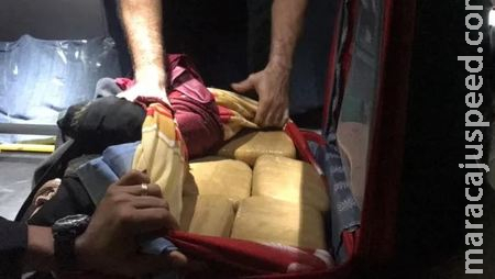 Homem é preso com 24 tabletes de maconha em Sidrolândia dentro do Ônibus da Viação Cruzeiro do Sul Homem é preso com 24 tabletes de maconha em Sidrolândia dentro do Ônibus da Viação Cruzeiro do Sul