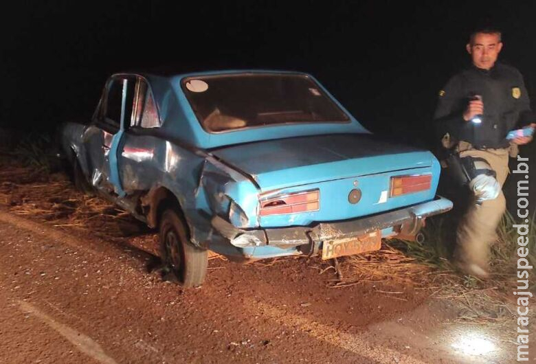 Homem morre atropelado enquanto empurrava veículo com problema mecânico Homem morre atropelado enquanto empurrava veículo com problema mecânico