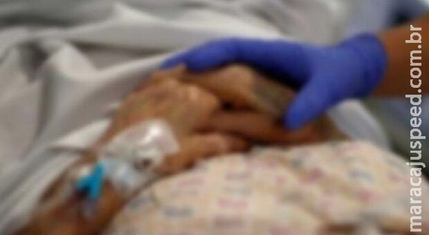 Idosa tem partes intimas queimadas e morre ao ser maltratada pelo próprio filho no MT Idosa tem partes intimas queimadas e morre ao ser maltratada pelo próprio filho no MT