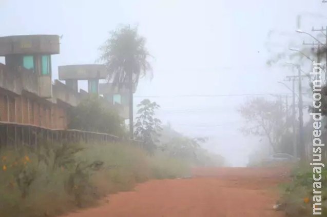 Internos aproveitam neblina e fogem da Máxima Internos aproveitam neblina e fogem da Máxima