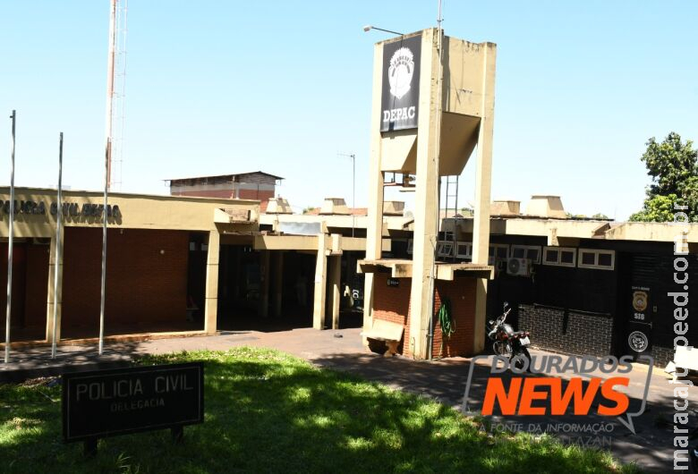 Jovem é preso após Jovem é preso após