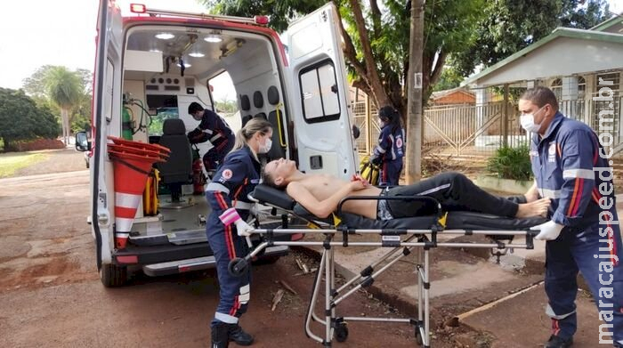 Jovem sai para encontrar menina e é baleado em Dourados Jovem sai para encontrar menina e é baleado em Dourados