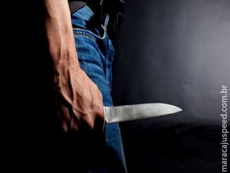 Maracaju: Homem ameaça cortar pescoço de mulher e seu filho de apenas sete anos de idade com faca