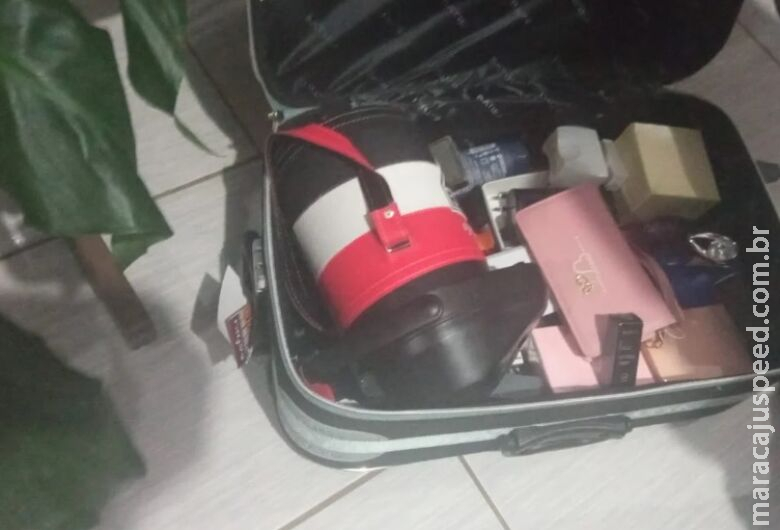 Mulher é presa por tentativa de estelionato Mulher é presa por tentativa de estelionato