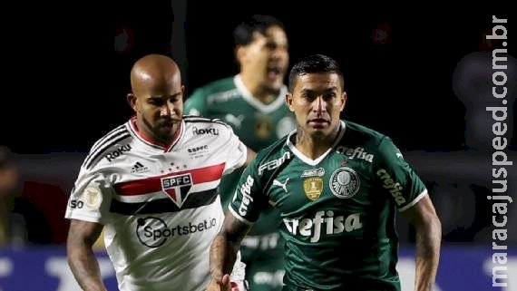 Palmeiras vira contra o São Paulo em 6 minutos e fica isolado na ponta Palmeiras vira contra o São Paulo em 6 minutos e fica isolado na ponta