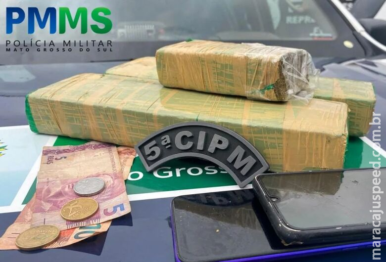 Polícia prende em flagrante dois indivíduos por tráfico de drogas Polícia prende em flagrante dois indivíduos por tráfico de drogas