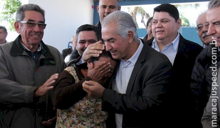 Programas do Governo para ajudar famílias carentes são destaque no Brasil