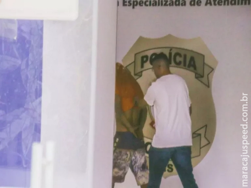 Roupas de cama são periciadas para saber se Patrícia foi estuprada por irmão ao ser morta estrangulada Roupas de cama são periciadas para saber se Patrícia foi estuprada por irmão ao ser morta estrangulada