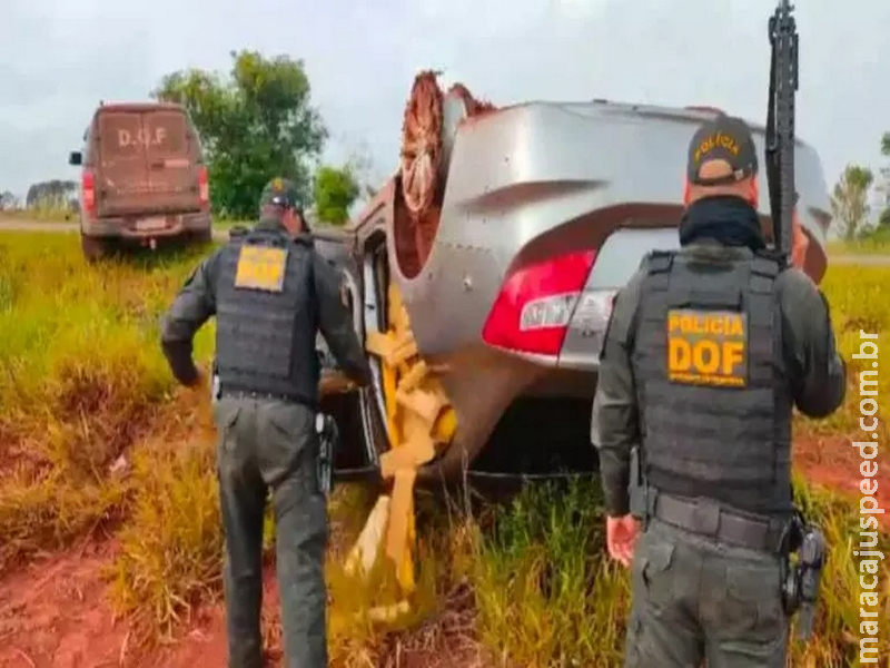 Suspeito é preso após capotar carro com mais de 800 quilos de droga na MS-295 Suspeito é preso após capotar carro com mais de 800 quilos de droga na MS-295