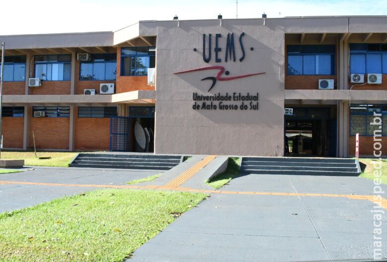 UEMS abre inscrições para seleção de docentes de Libras com salários até R$ 9,7 mil UEMS abre inscrições para seleção de docentes de Libras com salários até R$ 9,7 mil